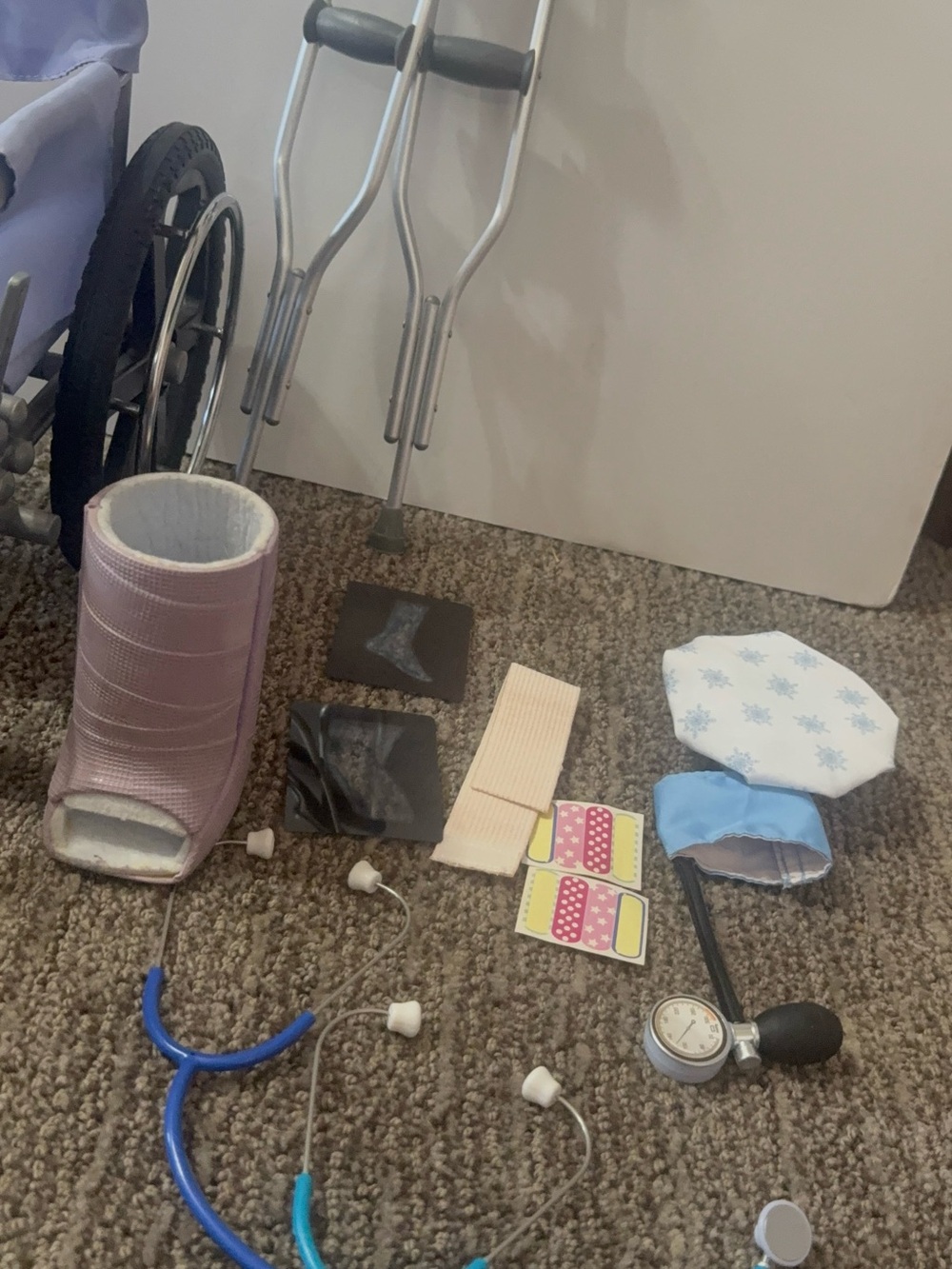 American Girl Wheelchair.Crutches Medical Accessory Lot with Pink Walking Boot - Picture 6 of 6